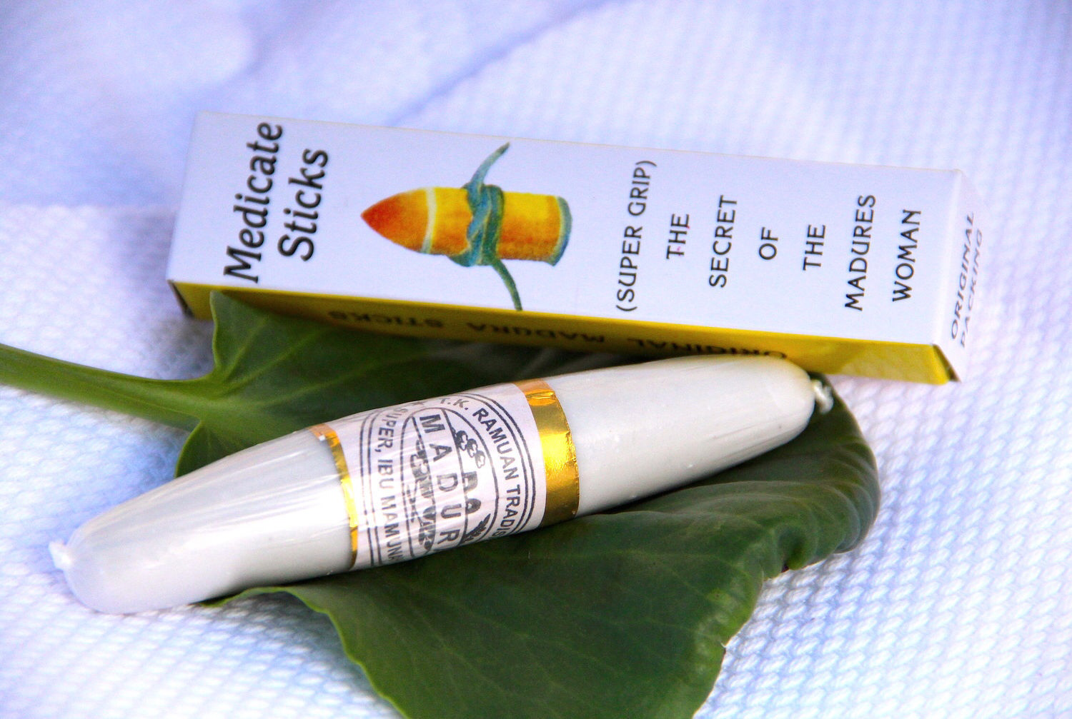 Натуральная интимная палочка для женщин из Таиланда Madura Younger Sister Medicate Sticks Madura for Lady. Таиланд