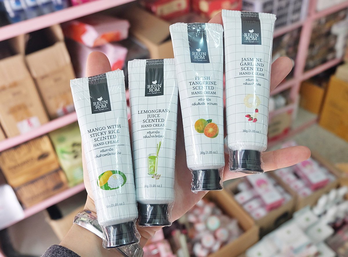 Осветляющий крем для рук из Тайланда Мандарин Reunrom Fresh Tangerine Scented Hand Cream 30 гр. тайские крема для кук купить